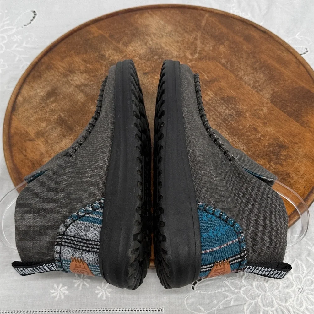 Hey Dude Shoes Wm 6 Denny Crafted Gray Casual Slip-On High Top Ankle Booties
